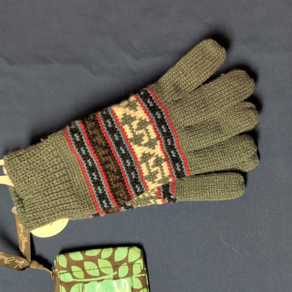 Cherokee Olive and Patterned Gloves with Card Holder - Picture 2 of 3